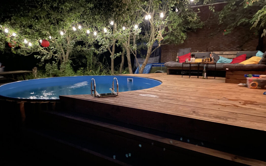 Vlonder rond zwembad